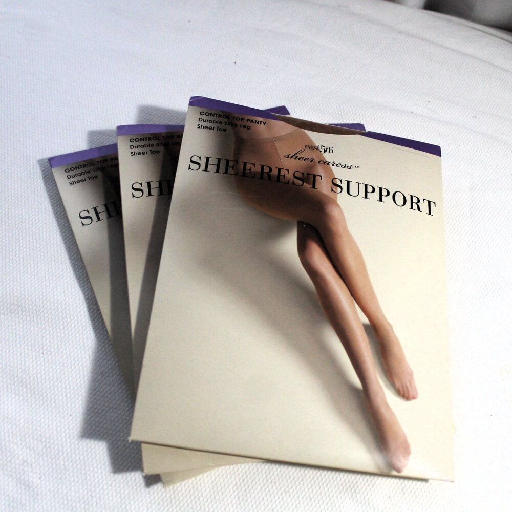 NWT - 3 Pairs JCPenney Sheer Caress Sheerest Support Pantyhose, SUNTAN, Short